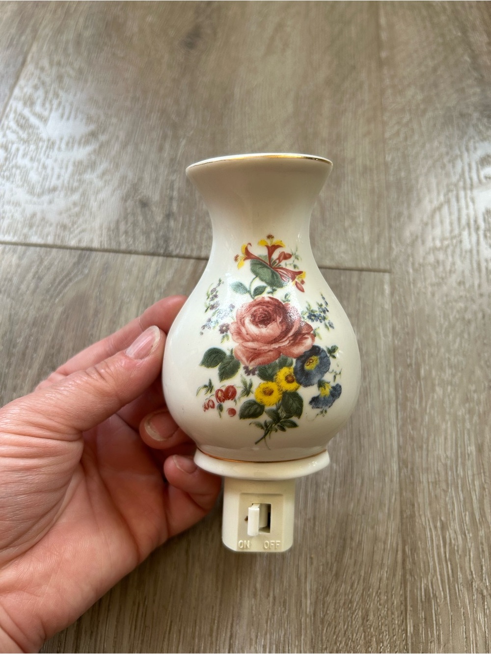 Vintage Ceramic Floral Night Light with Gold Trim